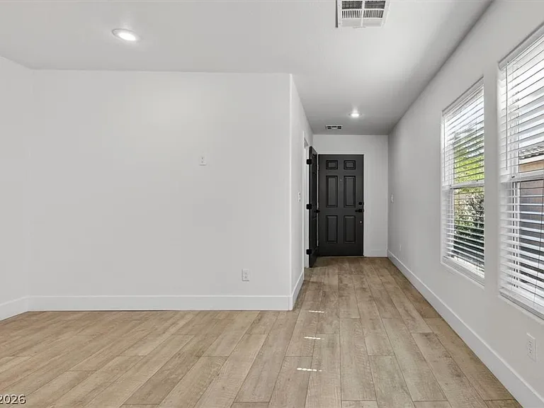 6377 Whispering Clouds Ct — Photo 8
