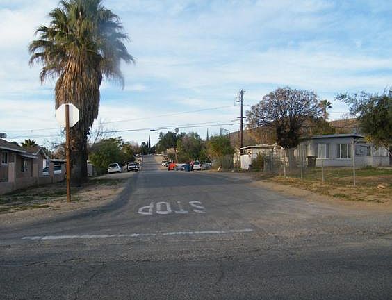 2nd image of 32941 Valley View Ave