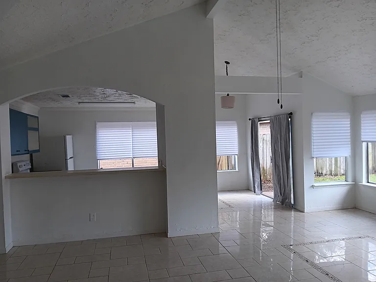 23842 Silversmith Ln — Photo 2