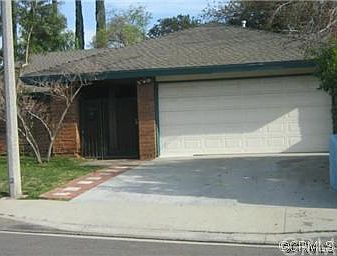 1st image of 1004 N Del Sol Ln