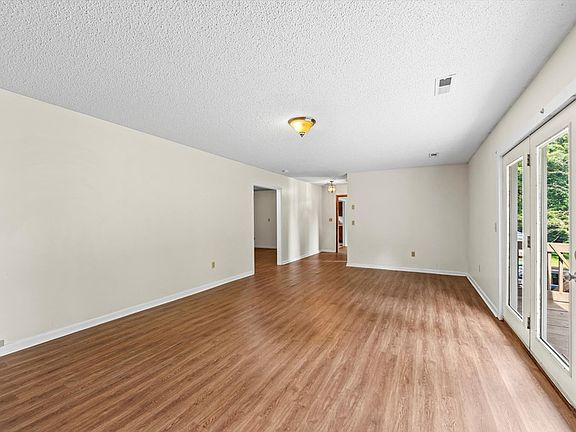 2nd image of 30 Arlington Extension