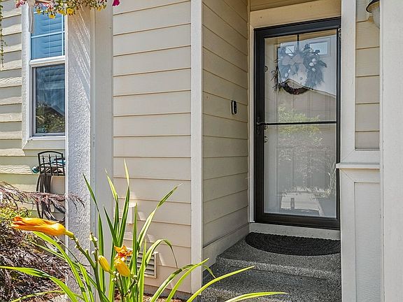 2nd image of 26269 240th Avenue SE