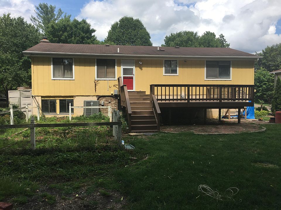 2nd image of 302 Fairmeade Rd