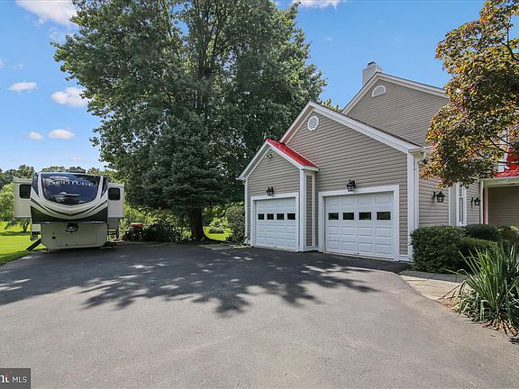 4th image of 21736 Brink Meadow Ln
