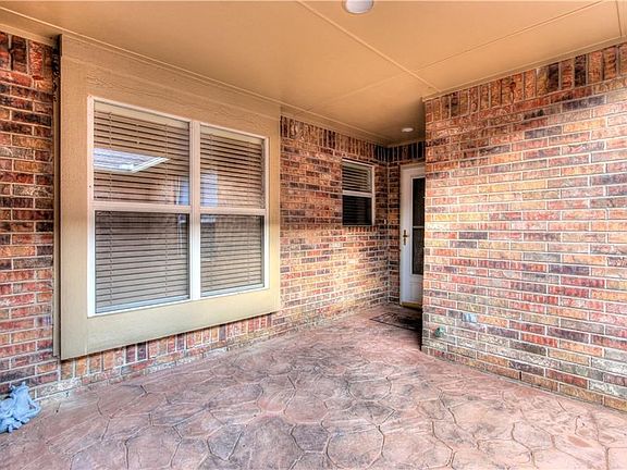 4th image of 12232 High Meadow Ct