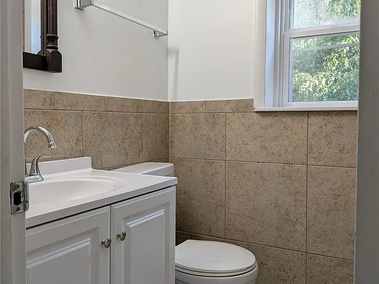 253 Glenhaven Dr — Photo 11
