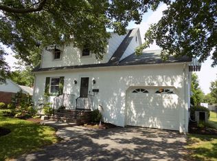 215 State St, East Greenville, PA 18041