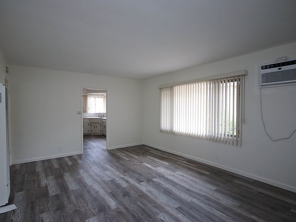 3rd image of 207 S 3rd Ave APT 7