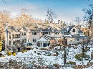2 Timp Brook Rd, Stony Pt, NY 10980