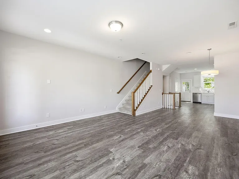 2800 Bedford Green Dr #106 — Photo 5