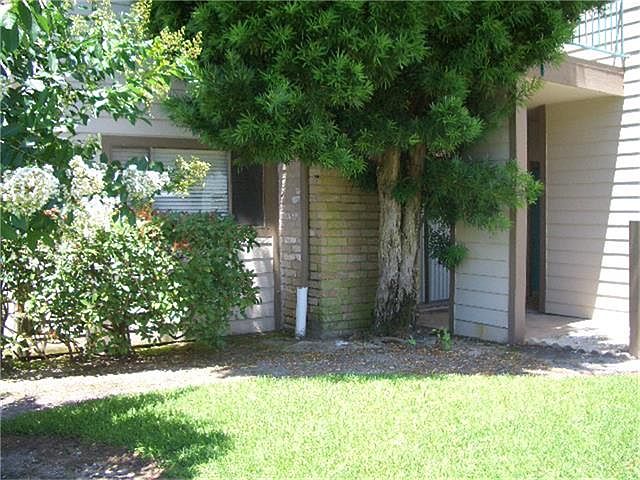 1st image of 7141 N Holiday Dr