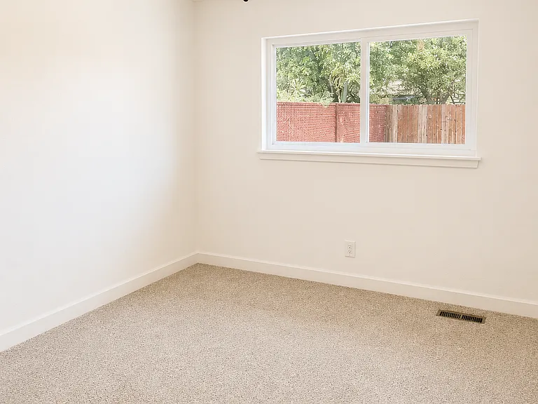 5093 E Oslin Ave — Photo 10