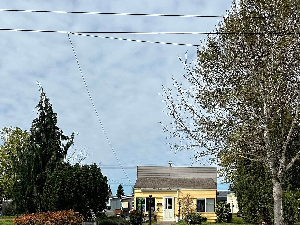 2nd image of 155 N 2nd Ave