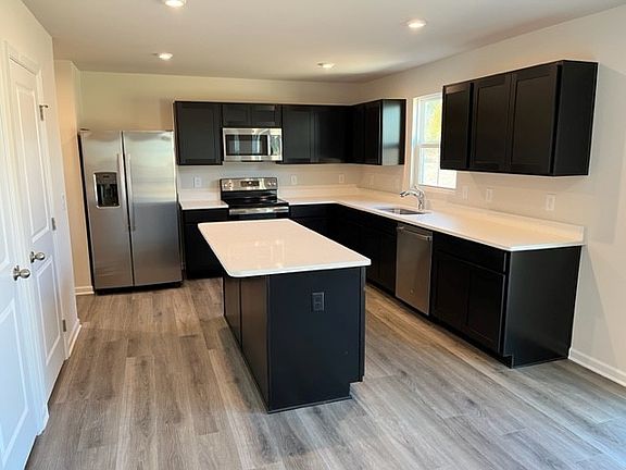 5th image of 113 Gallant Fox Dr Lot 106