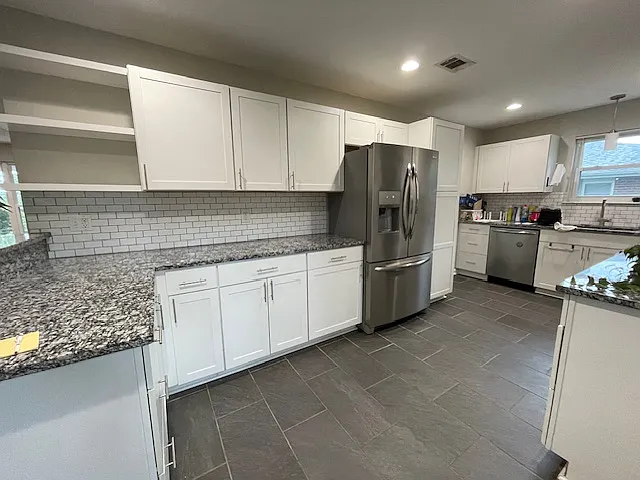 4425 Whisperwood Dr — Photo 7