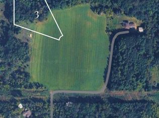 3 Glen Oaks Dr, River Falls, WI 54022