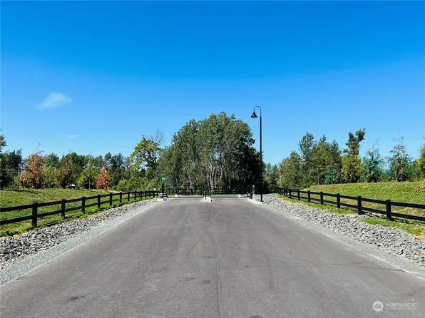 725 Denali Court, Bellingham, WA 98226