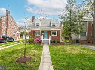 7413 Wildwood Dr, Takoma Park, MD 20912