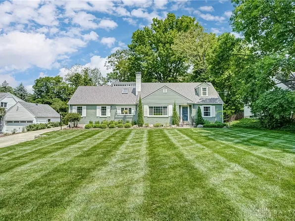 27 Forrer Rd, Dayton, OH 45419