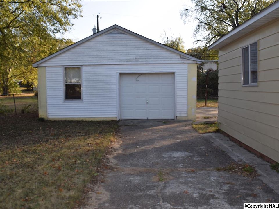 2nd image of 1334 Rison Ave NE