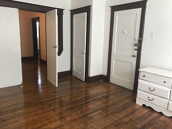 4th image of 3465 Gasconade St APT 2W