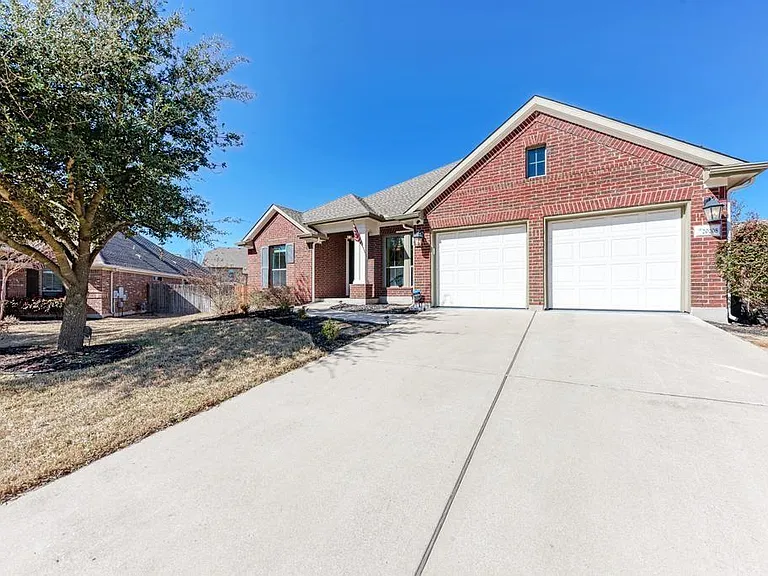 20208 Sandpiper Spot Ct — Photo 1