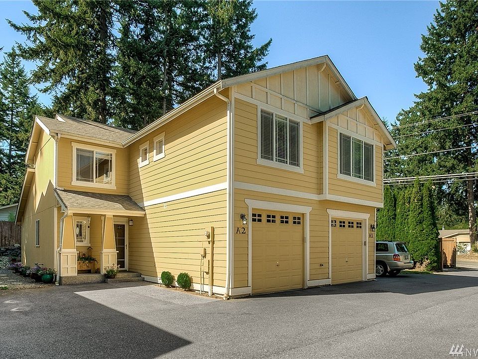 From the moment you step inside, you'll love the warm atmosphere throughout this 3 bed, 2.5 bath townhome located in close-in Bonney Lake.  Convenient access to all amenities, recreation and freeways.  Fabulous floorplan offers living w/gas fireplace, dining, 1/2 bath and kitchen down and master suite with full bath, utility, 2 secondary bedrooms and 2nd full bath up.  Wonderful kitchen with granite, tile backsplash, stainless appliances, pantry and lots of cabinet and counter space.  Entertain and relax on the spacious backyard deck!  1-year AHS Home Warranty, too.  Hurry, it's adorable and affordable!