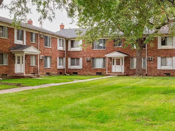 Kelly Square, 32870 Kelly Rd #3becaedc1, Roseville, MI 48066