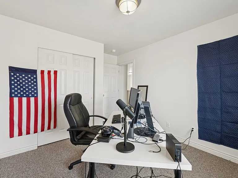 1884 Shepard Ln #1 — Photo 9