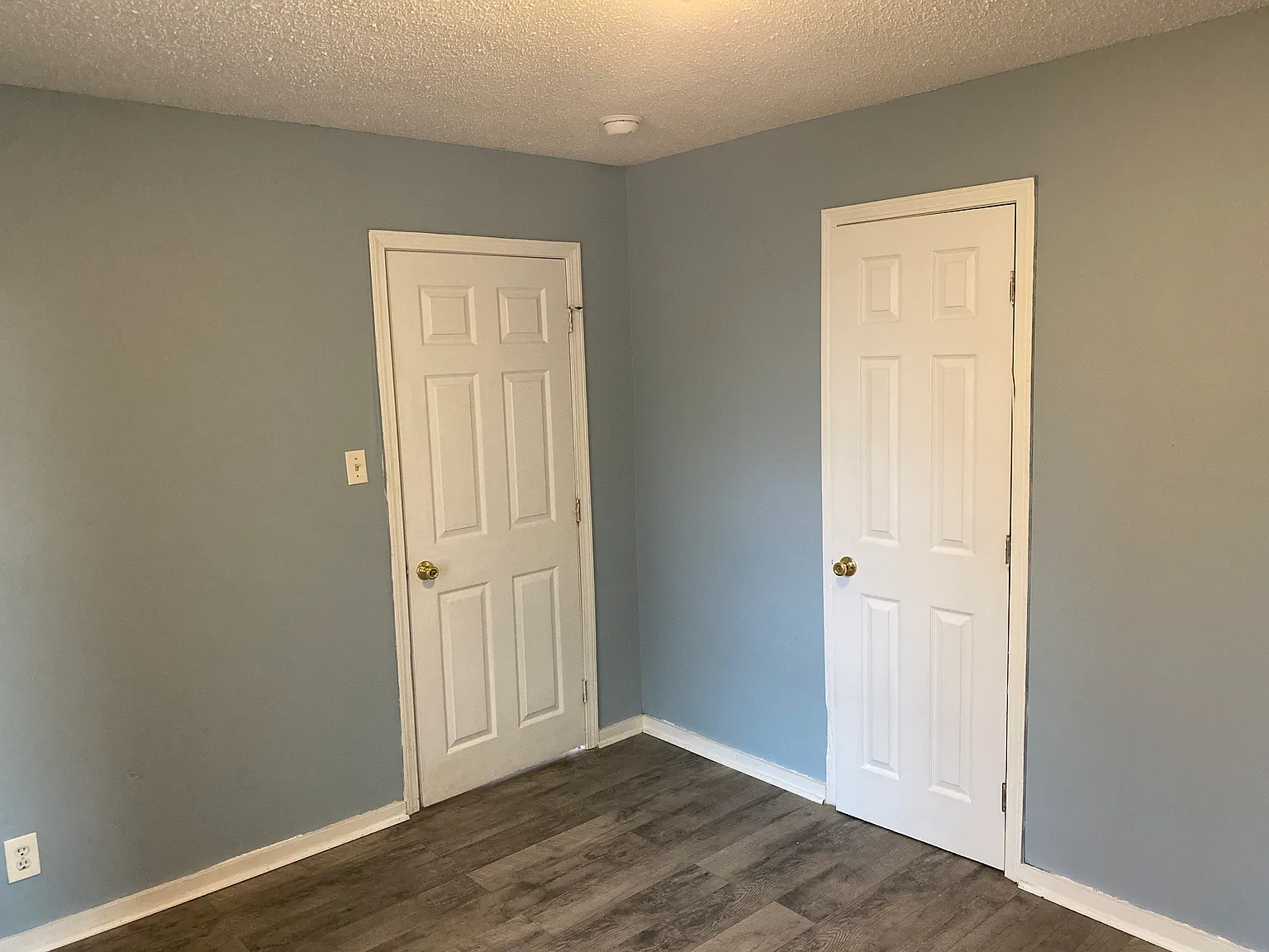 2 bed, 800 sqft, $1,050 — Photo 3