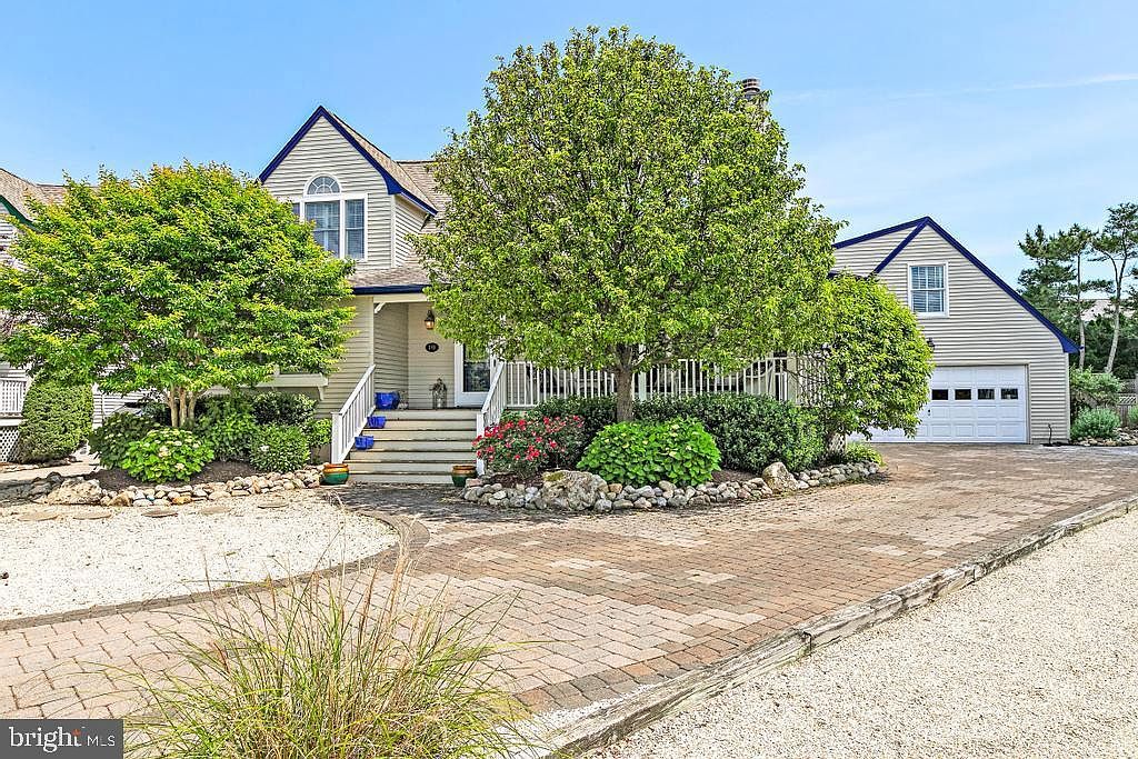 10 Cottage Ct, Brant Beach, NJ 08008 Zillow