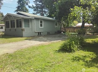 306 Henderson Ave, Tonasket, WA 98855