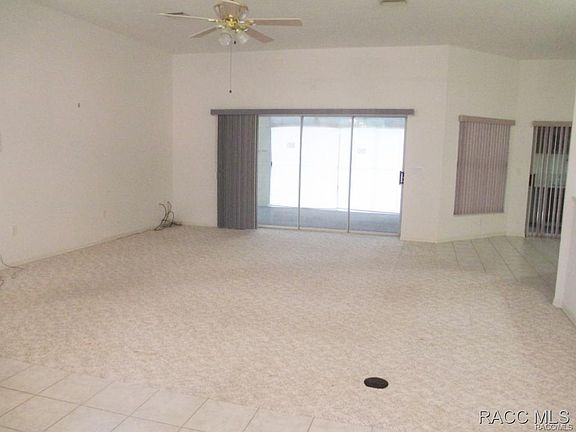 3rd image of 741 N Venturi Ave