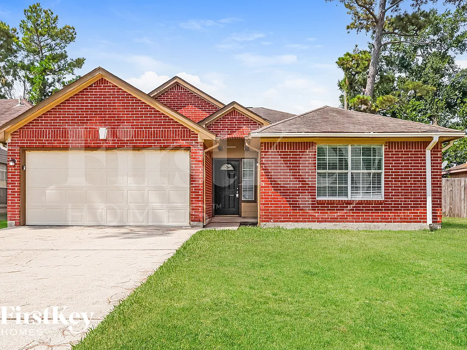 23015 Banquo Dr