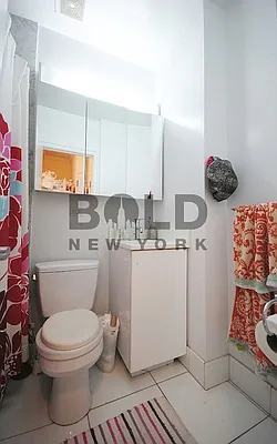 Rented by Bold New York | media 19