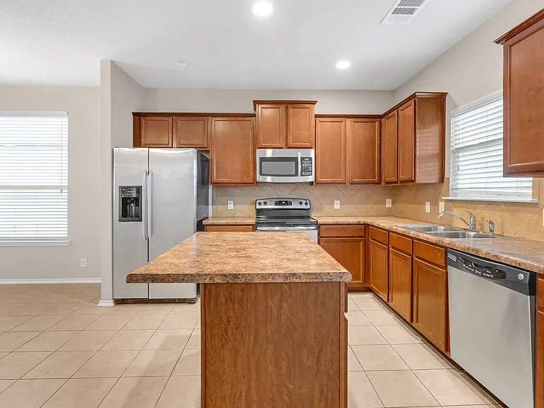 10814 Mustang Oak Dr — Photo 6