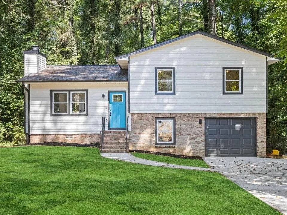 3367 Oak Dr