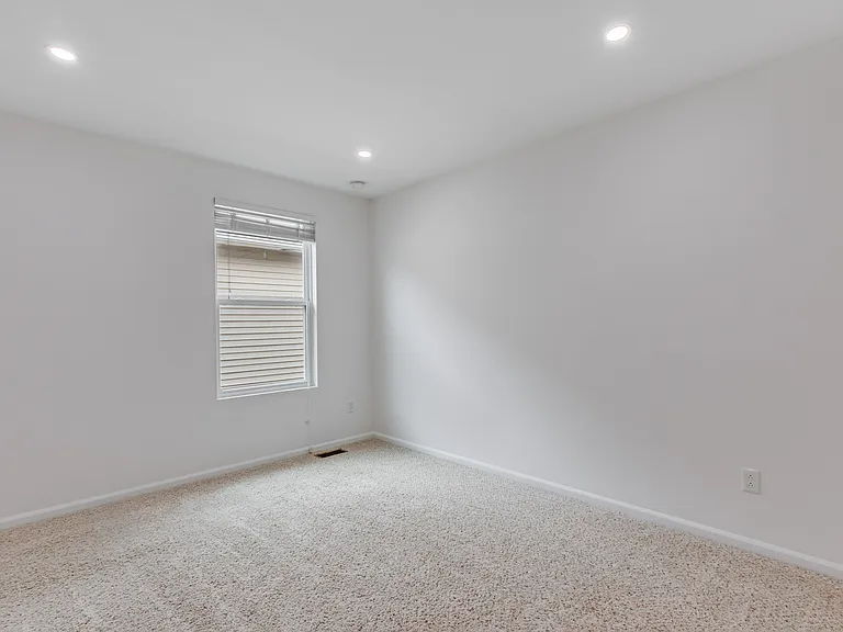 44843 Stockton Dr — Photo 17