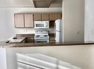 6285 Jacinto Ave #2B-2BA-986SQFT, Sacramento, CA 95823