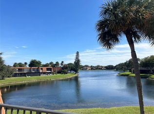 1534 W Harmony Lake Cir, Davie, FL 33324