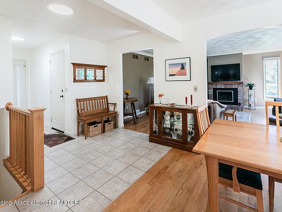 3rd image of 3938 Jonquil Ln