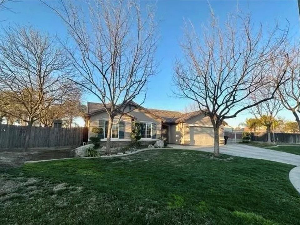 1st image of 2106 N Vine Cir