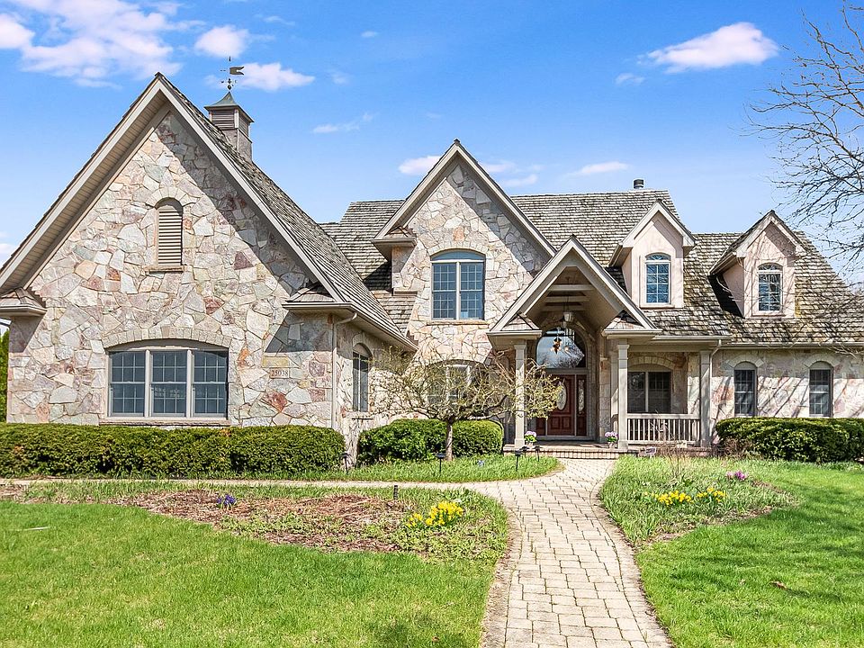 1st image of 25038 Old Oak Ln