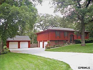 2nd image of 18806 Walnut Dr