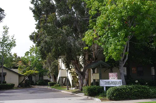 1187 Grove Ave Photo 1
