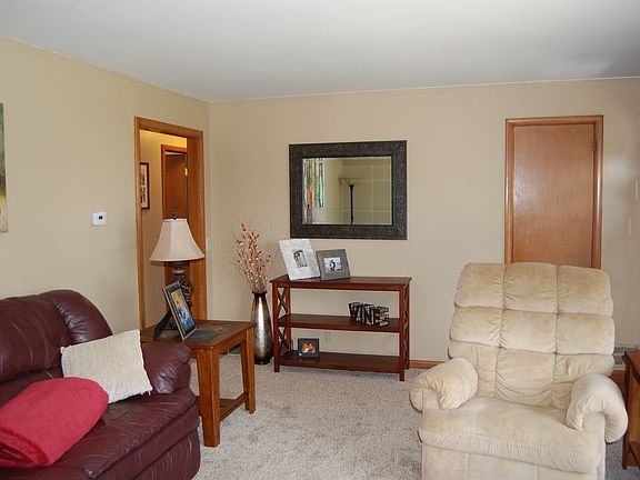 2nd image of 1506 Hillcrest Ave