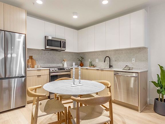 3rd image of 13455 94a Ave #220