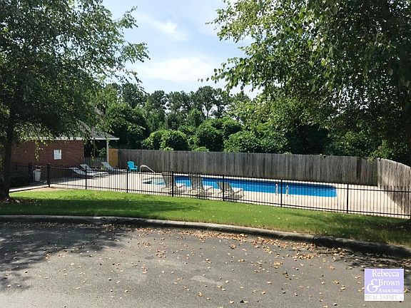 2nd image of 107 Waterford Dr