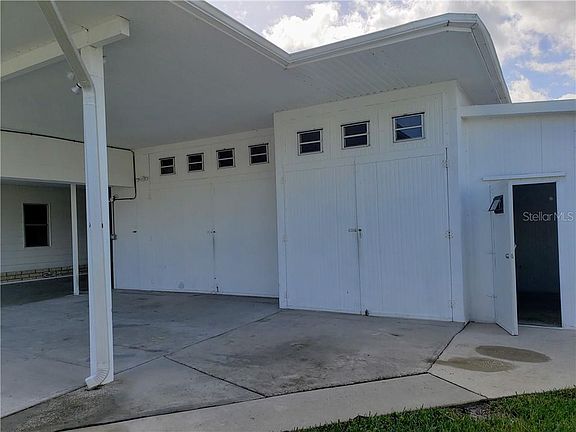 2nd image of 2204 Evergreen Cir #1707