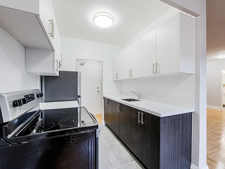 130 Jameson Ave — Photo 23